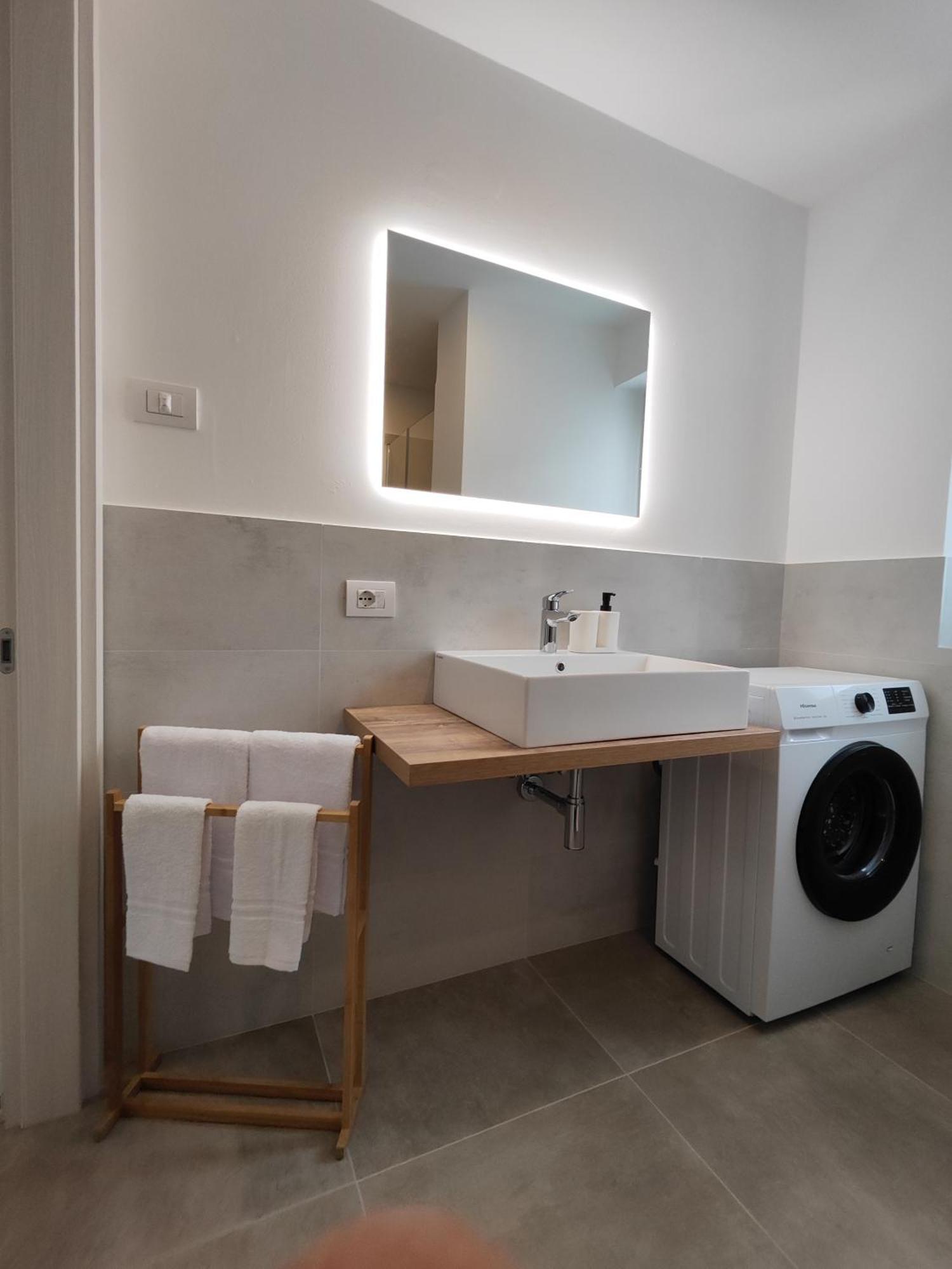 Oasi Degli Ulivi Apartman Riva del Garda Kültér fotó
