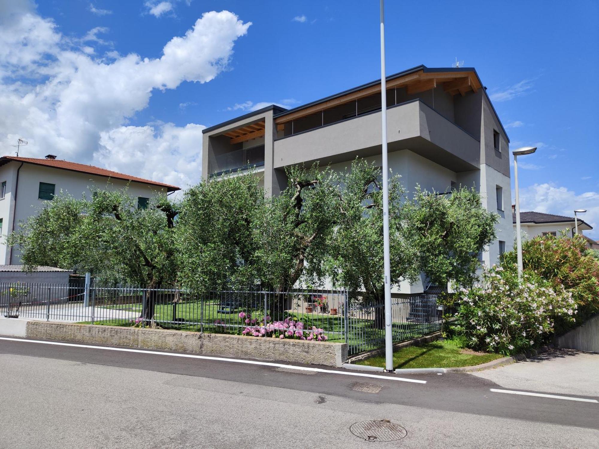 Oasi Degli Ulivi Apartman Riva del Garda Kültér fotó