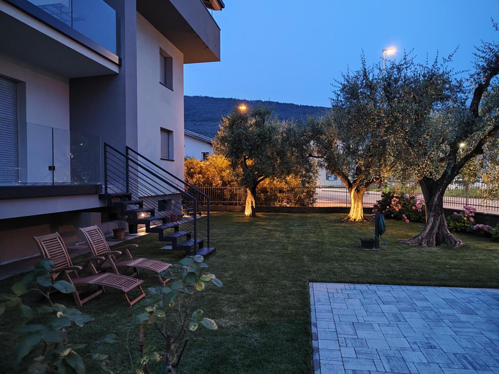 Oasi Degli Ulivi Apartman Riva del Garda Kültér fotó