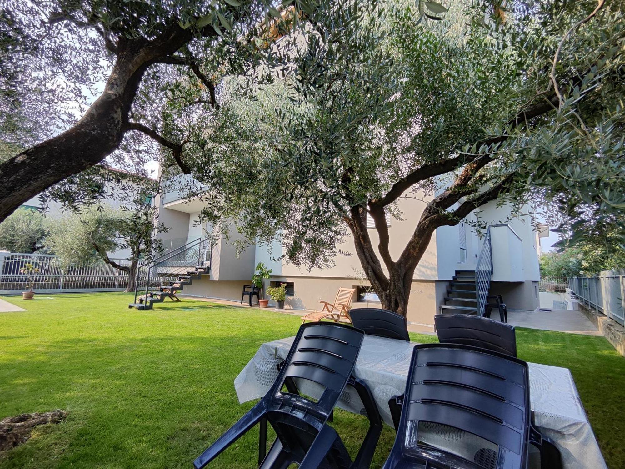 Oasi Degli Ulivi Apartman Riva del Garda Kültér fotó